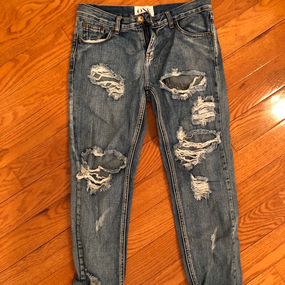 One teaspoon distressed boyfriend jeans
